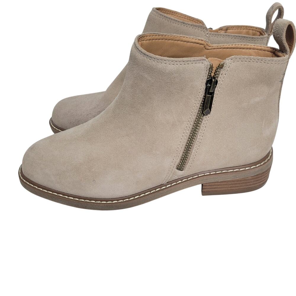 Crown Vintage Women's Beige Ankle Boots Side Zip Size 9.5W 12725-2822 - Picture 3 of 9